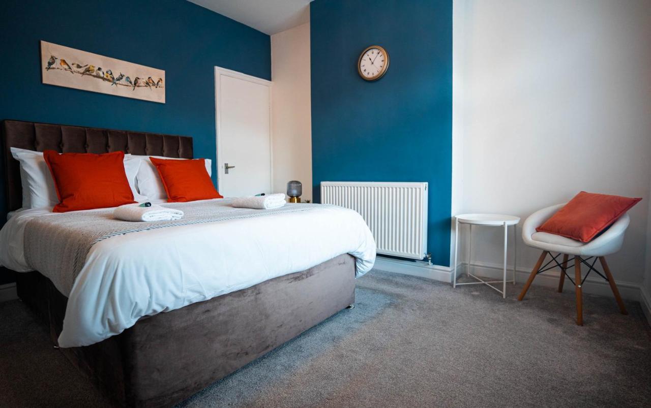 Comfortable House In Nuneaton Sleeps5 Free Parking Good Amenites Extérieur photo